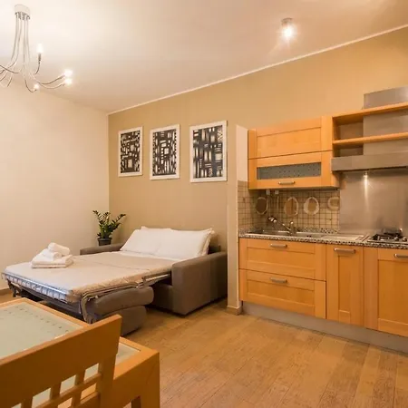 Trinitadeimonti Guest house 4*